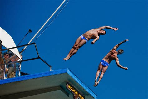 The Technique of a Platform Dive